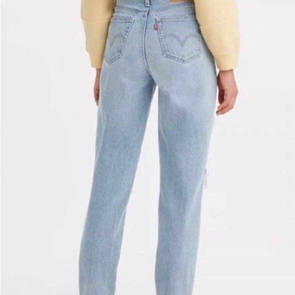 🔥SALE🔥Levi's Women's High Waste Mom Jeans
